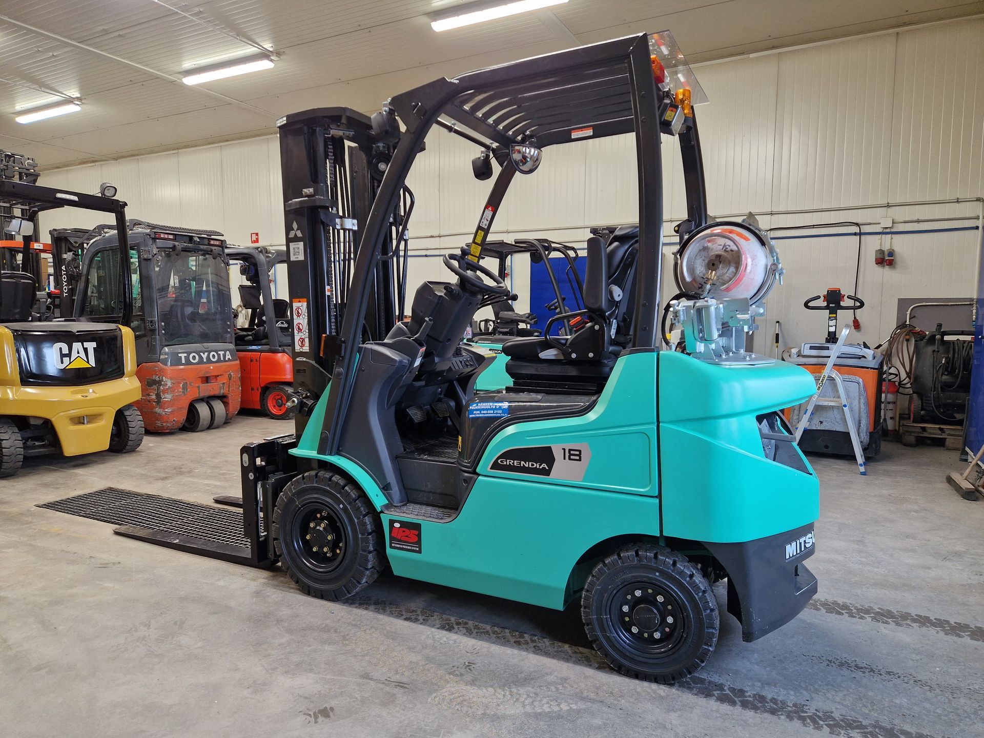 Mitsubishi FG18N kaasutrukki vm. 2024 (vuokralla)