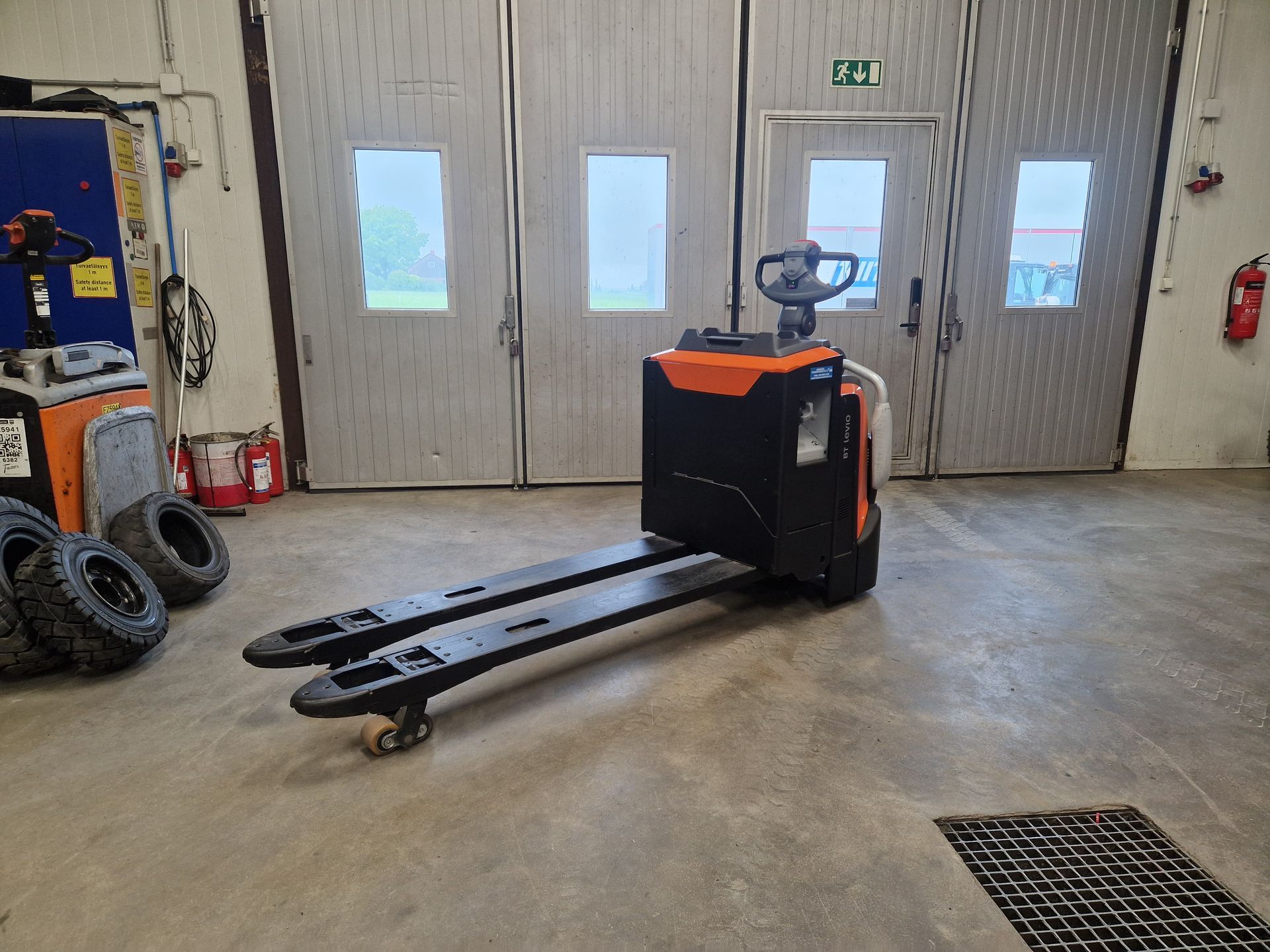 Toyota LPE250 lavanasiirtovaunu, vm. 2019 (haarukkapituus: 1600 mm)