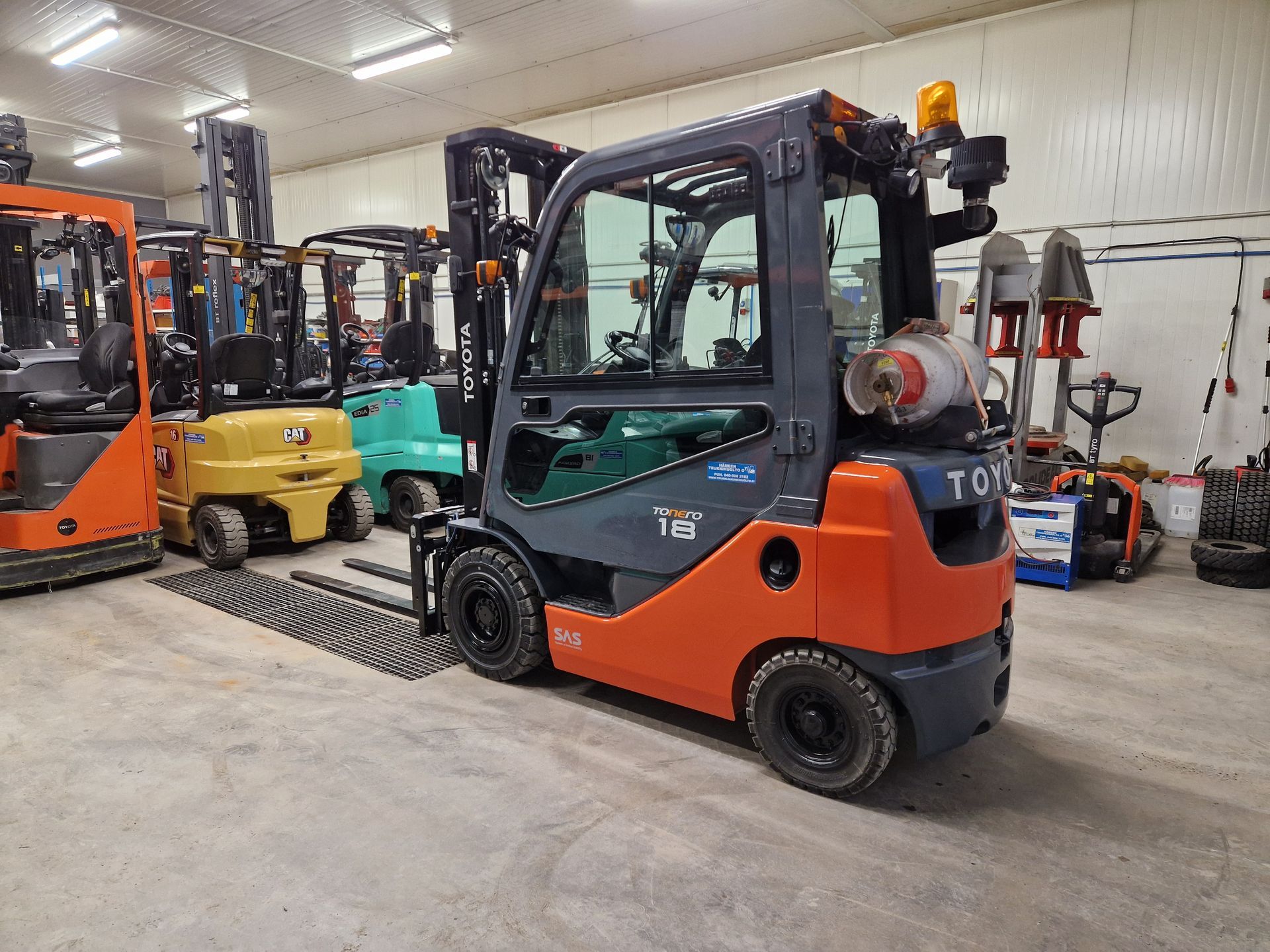 Toyota 02-8FGF18 kaasutrukki vm. 2019