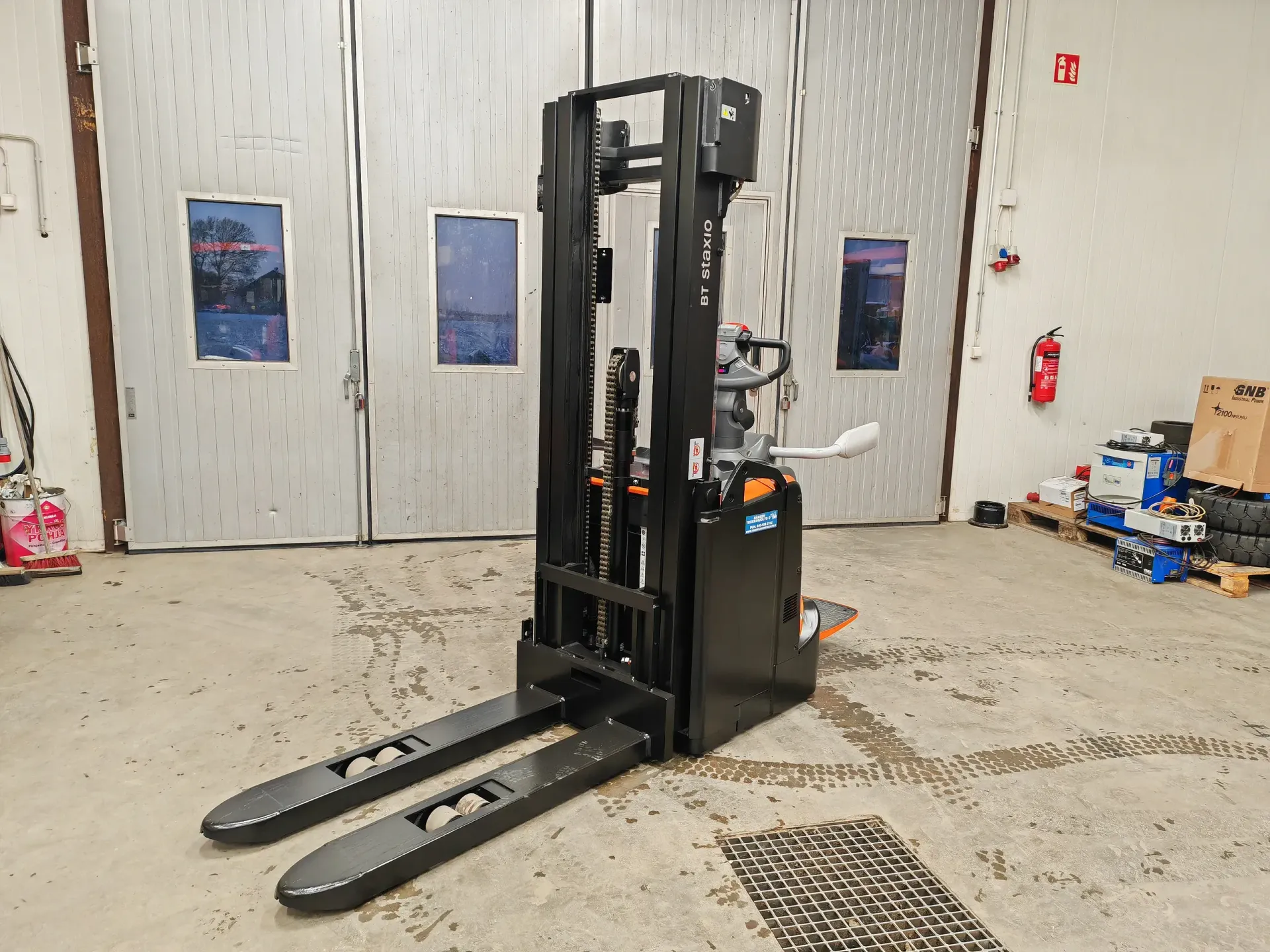 Toyota SPE160 pinoamisvaunu, vm. 2017 (vuokralla)