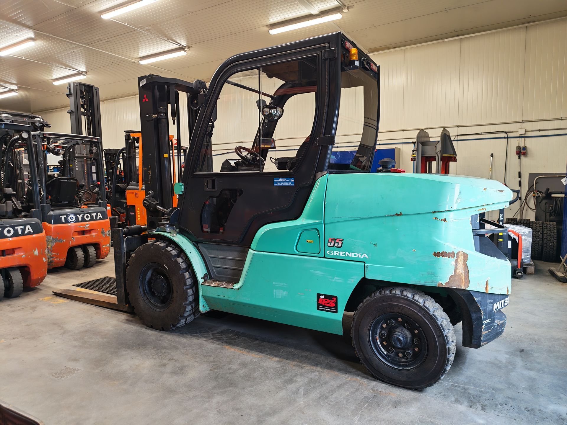 Mitsubihi FD55NT dieseltrukki vm. 2014