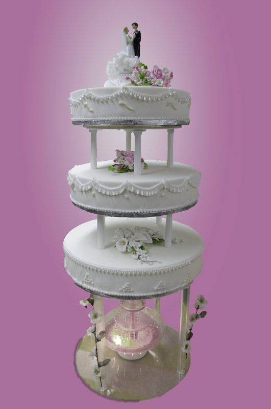 Hochzeitstorte mehrstöckig