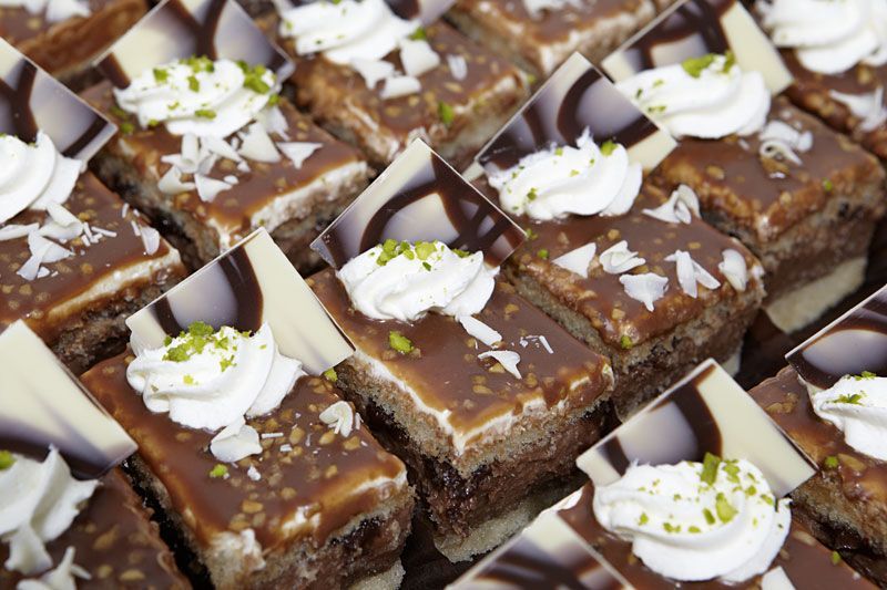 Mini Pastali Schokolade Nusstörtchen