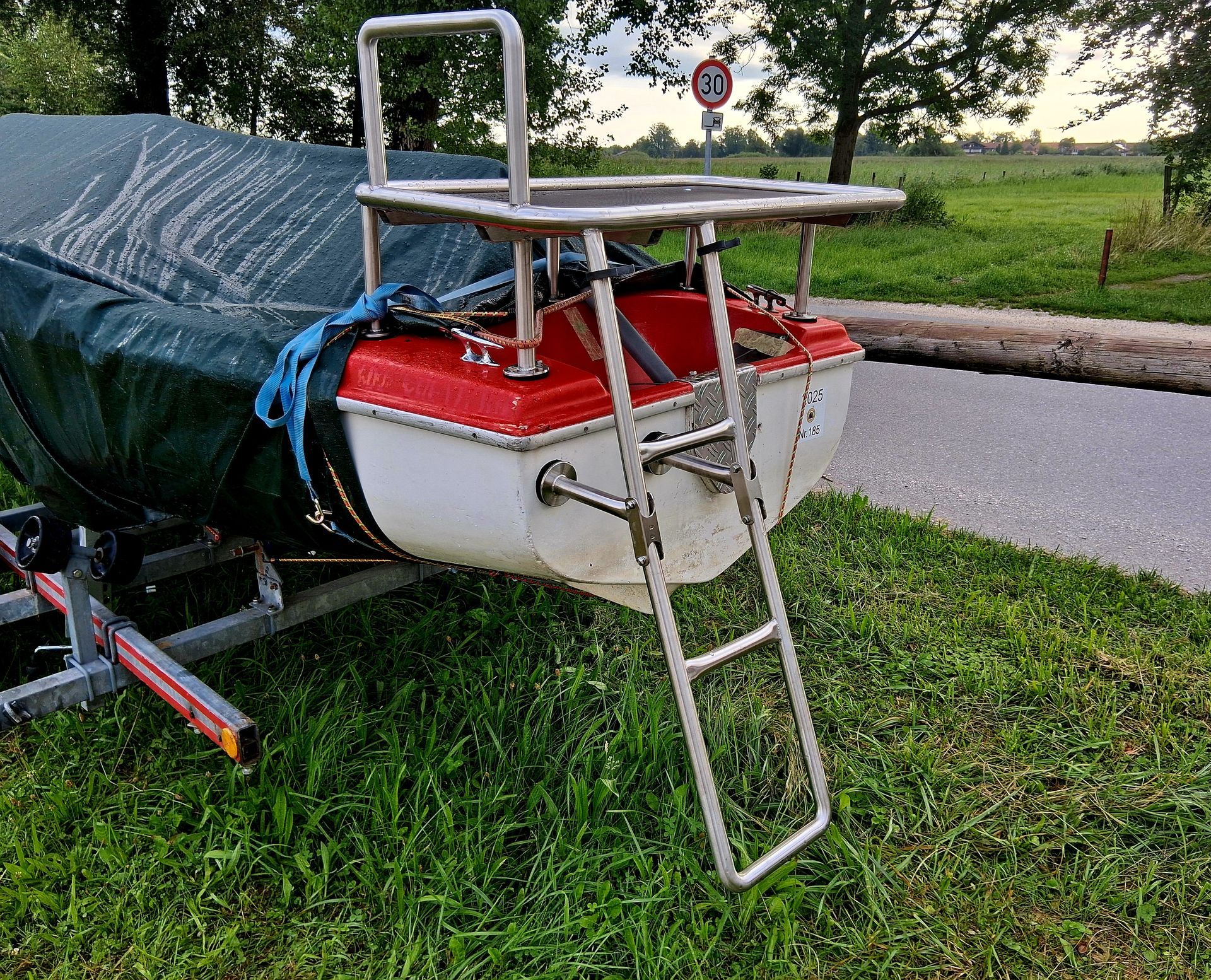 Edelstahl Badeleiter mit Plattform