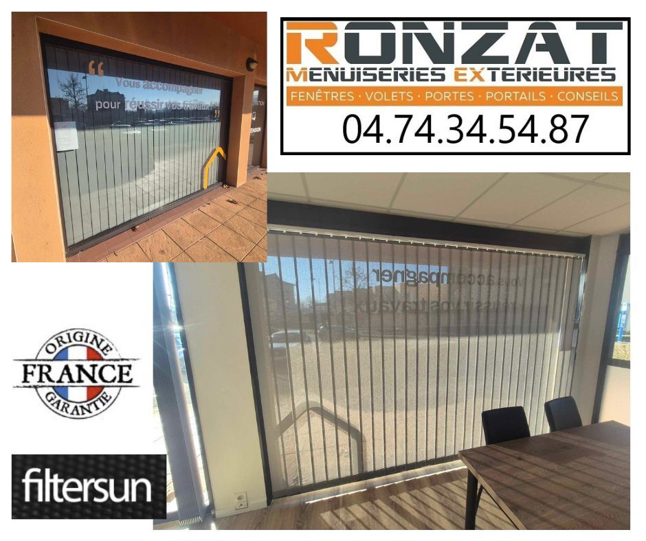 Fenêtre avec stores pare-soleil filtrants, logo Ronzat, badge « Origine France Garantie », numéro de téléphone.