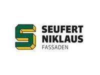 Logo für Seifert Niklaus Fassaden: Grün-gold-weißer Buchstabe „S“ mit Firmennamen.