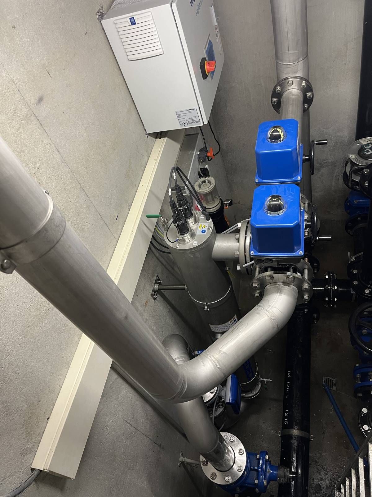 dettaglio di un impianto idrico industriale - Widmer wasser Technik Sagl