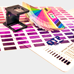 Farbpalette mit Typomaß