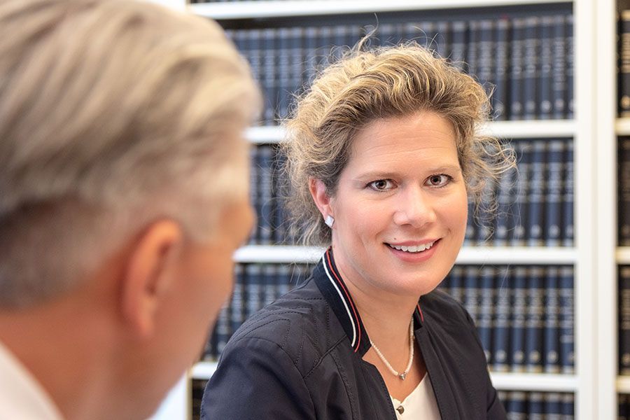 Rechtsanwältin Nicola Fink-Sobirey_01