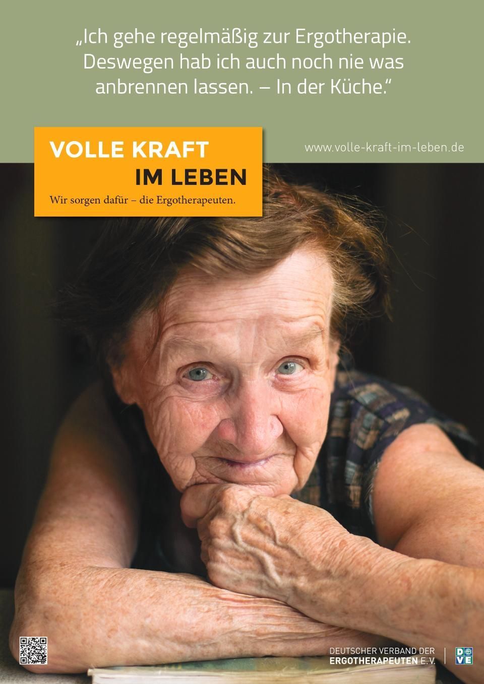 Praxis für Ergotherapie und Logopädie Brückner - ältere Dame schaut hoffnungsvoll in die Kamera