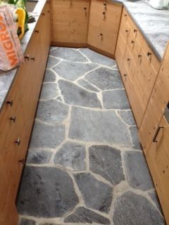 sol en pierre naturelle