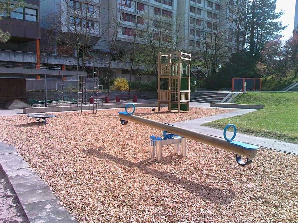 Spielplatz1 - Hanspeter Müller Gartenbau GmbH