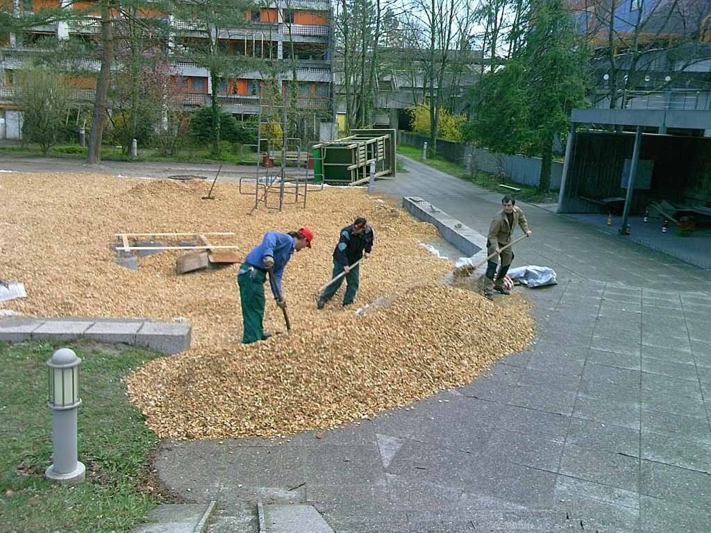 Spielplatz2 - Hanspeter Müller Gartenbau GmbH