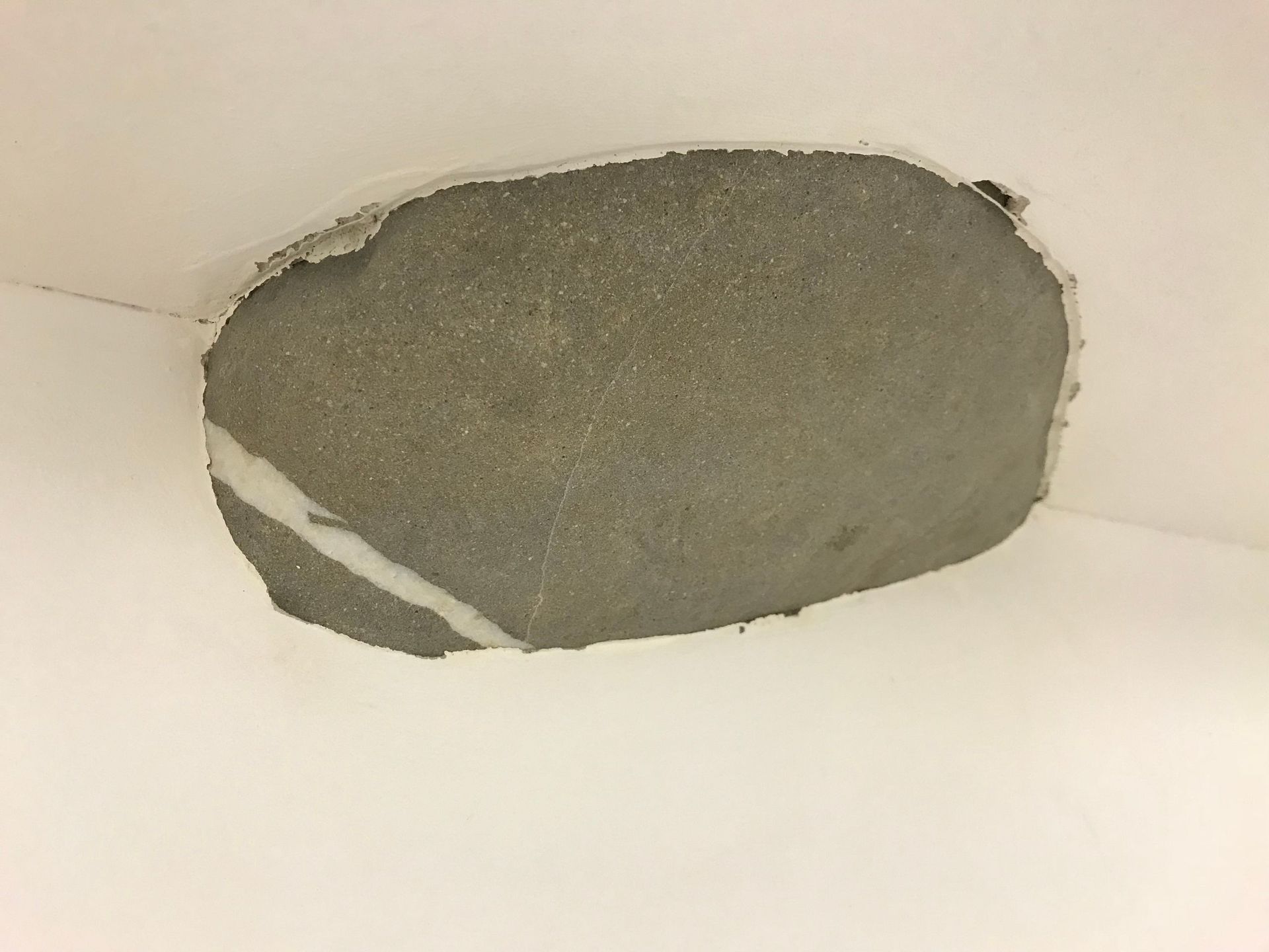 Denkmalgeschützte Balkenauflagen nach dem Sandstrahlen - Malergeschäft Richner