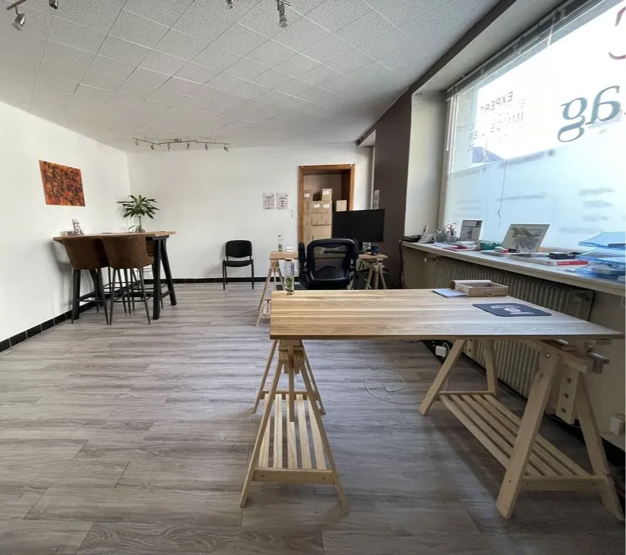 Intérieur de l'agence AC DIAG.