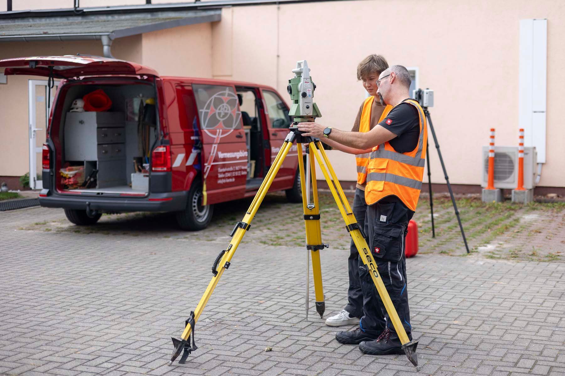 Wir stellen uns vor - Vermessungsbüro Förste & Tänzler - Öffentlich bestellte Vermessungsingenieure - aus Beuna bei Merseburg