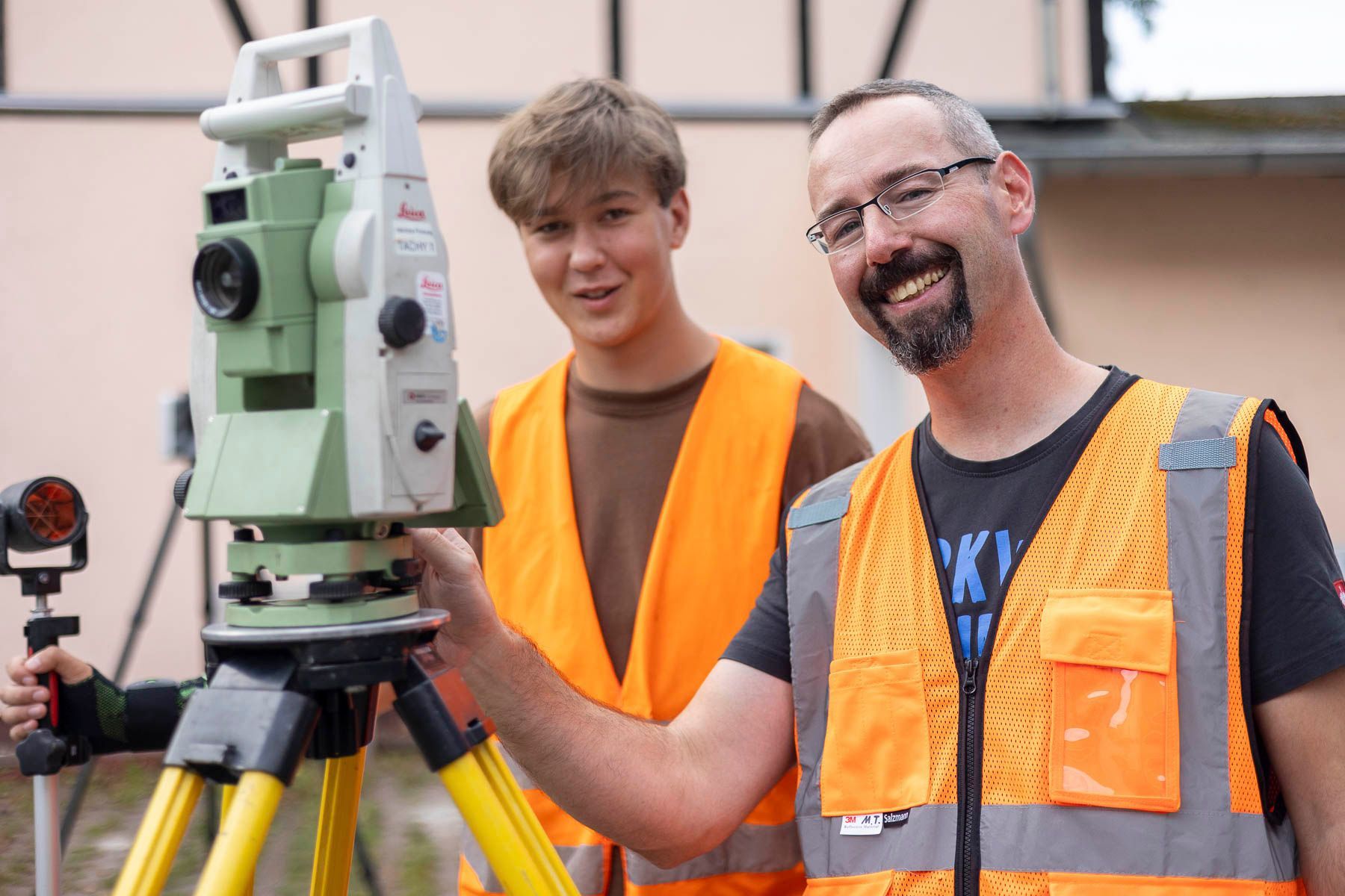 Wir stellen uns vor - Vermessungsbüro Förste & Tänzler - Öffentlich bestellte Vermessungsingenieure - aus Beuna bei Merseburg