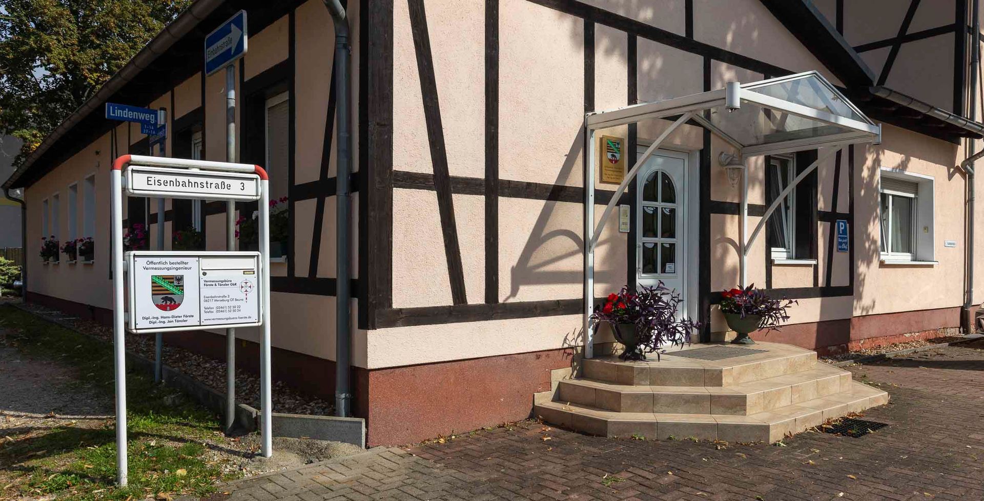 Wir stellen uns vor - Vermessungsbüro Förste & Tänzler - Öffentlich bestellte Vermessungsingenieure - aus Beuna bei Merseburg