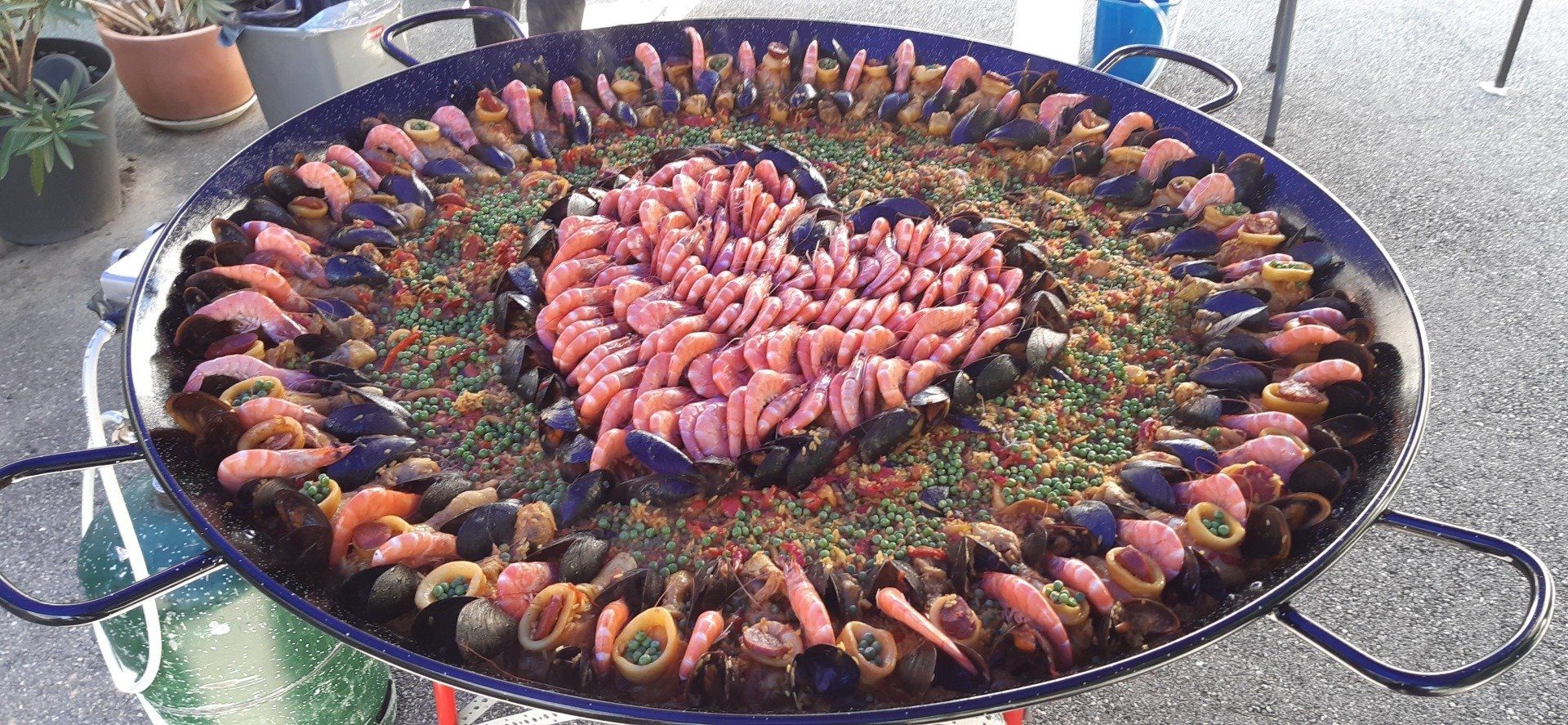Plateau de paella coeur.
