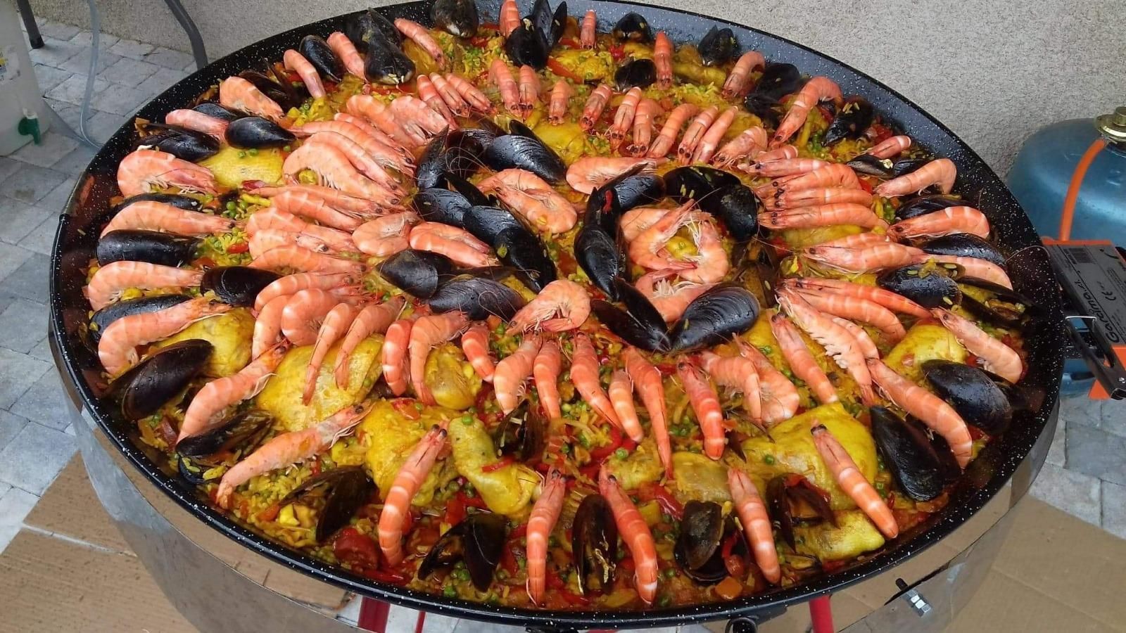 Plateau de paella pour des 50 ans.