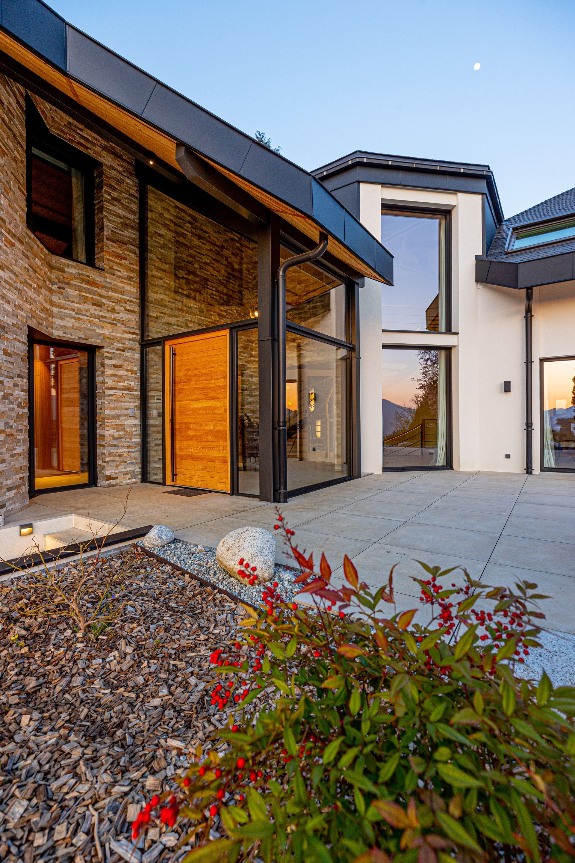 Extérieur d'une véranda noire