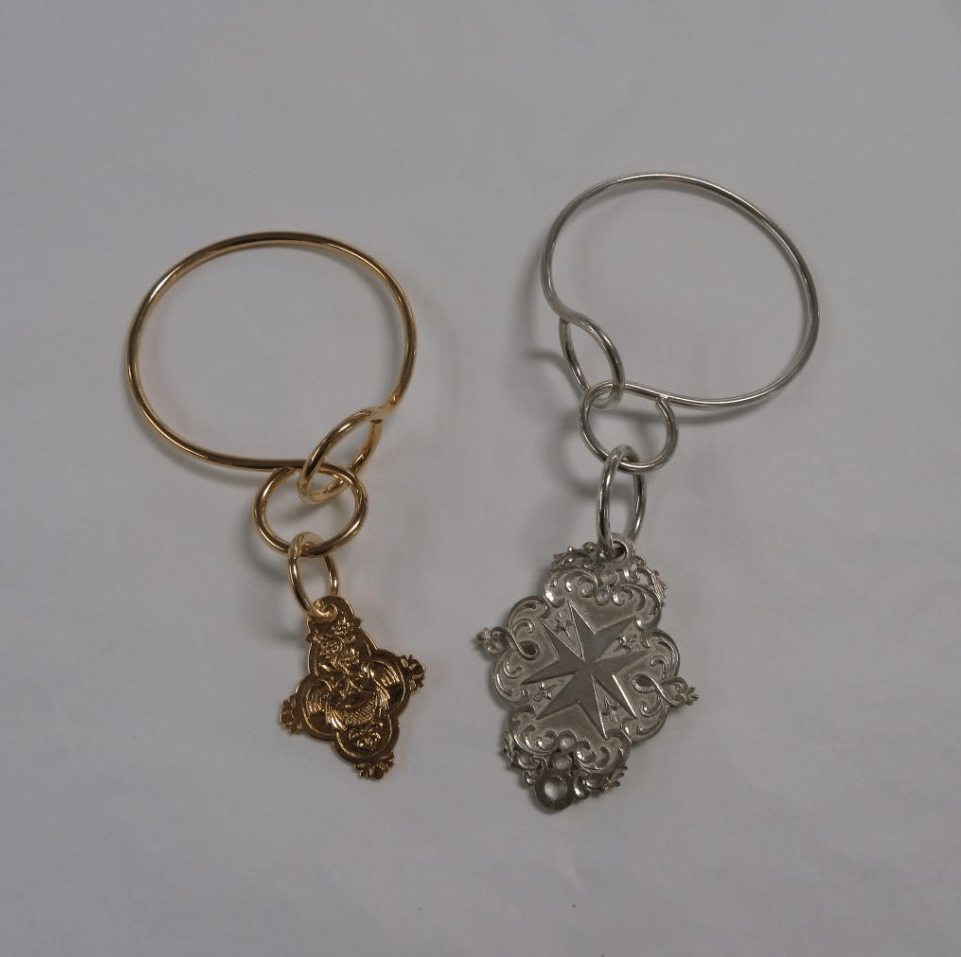 2 Pendentifs bronze et argent