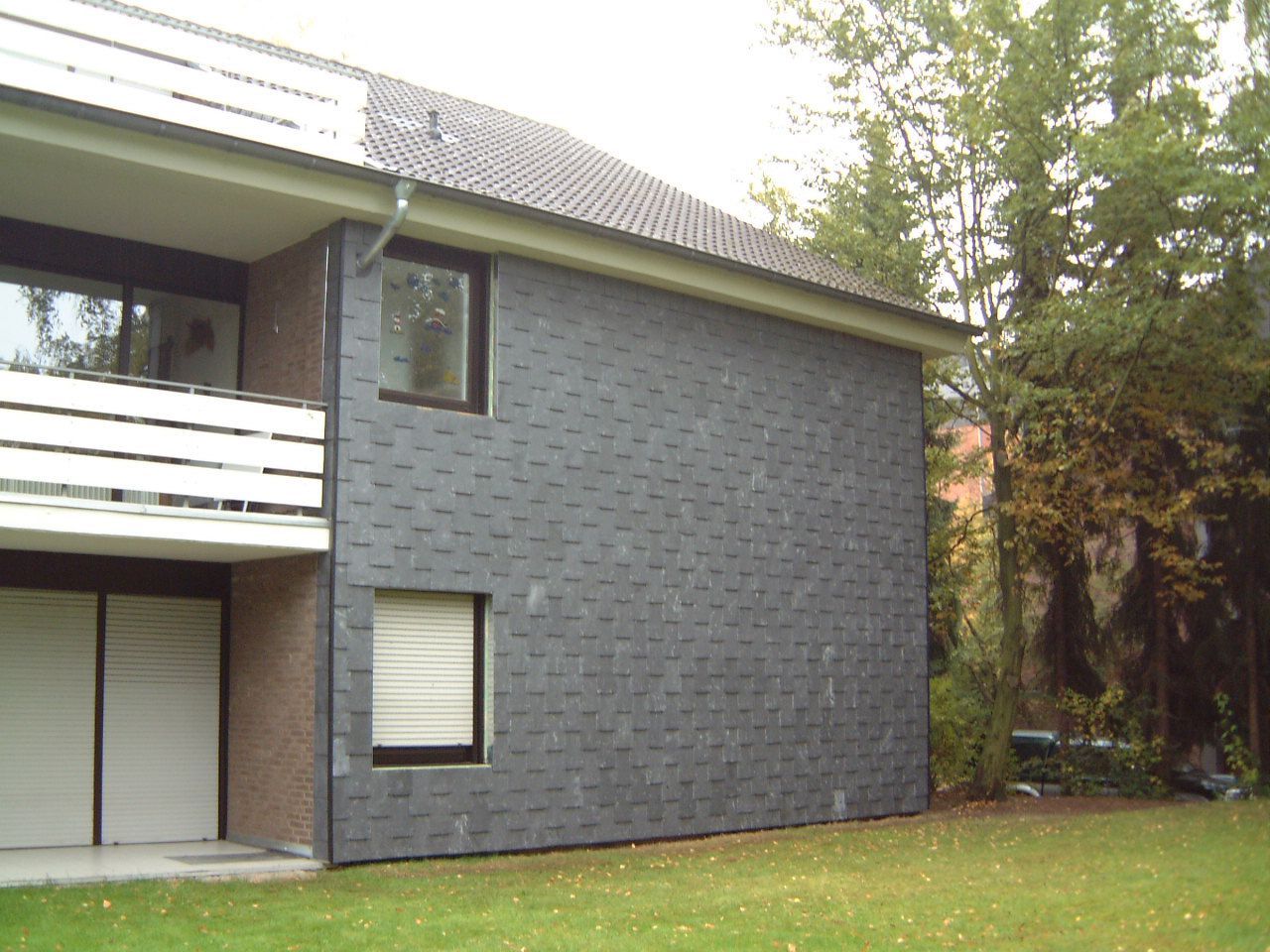 Wohnhaus mit Schindelverkleidung