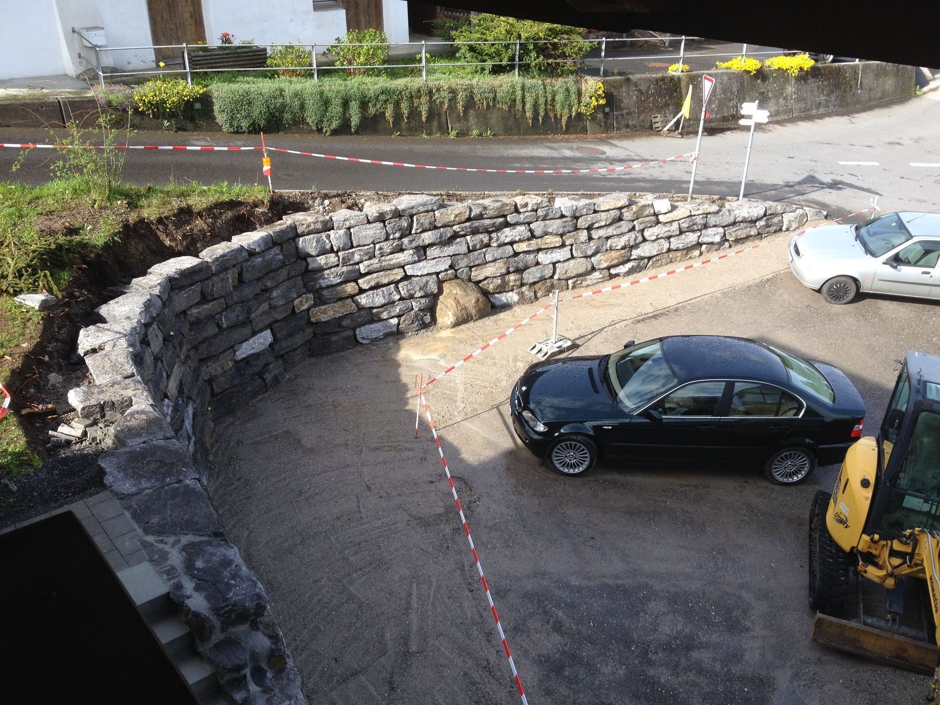 Haus aussen - Schick Holzbau und Umgebungsarbeiten