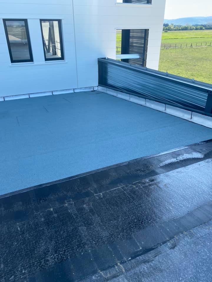 Pose de membrane PVC Bollène