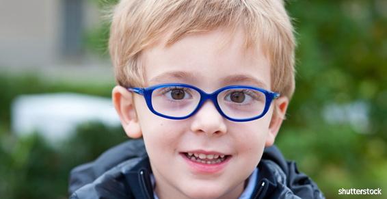 Des lunettes de vue, adaptées au style de votre enfant