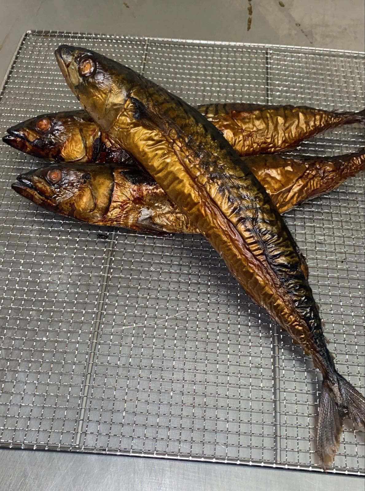 Poisson fumé au feu de bois