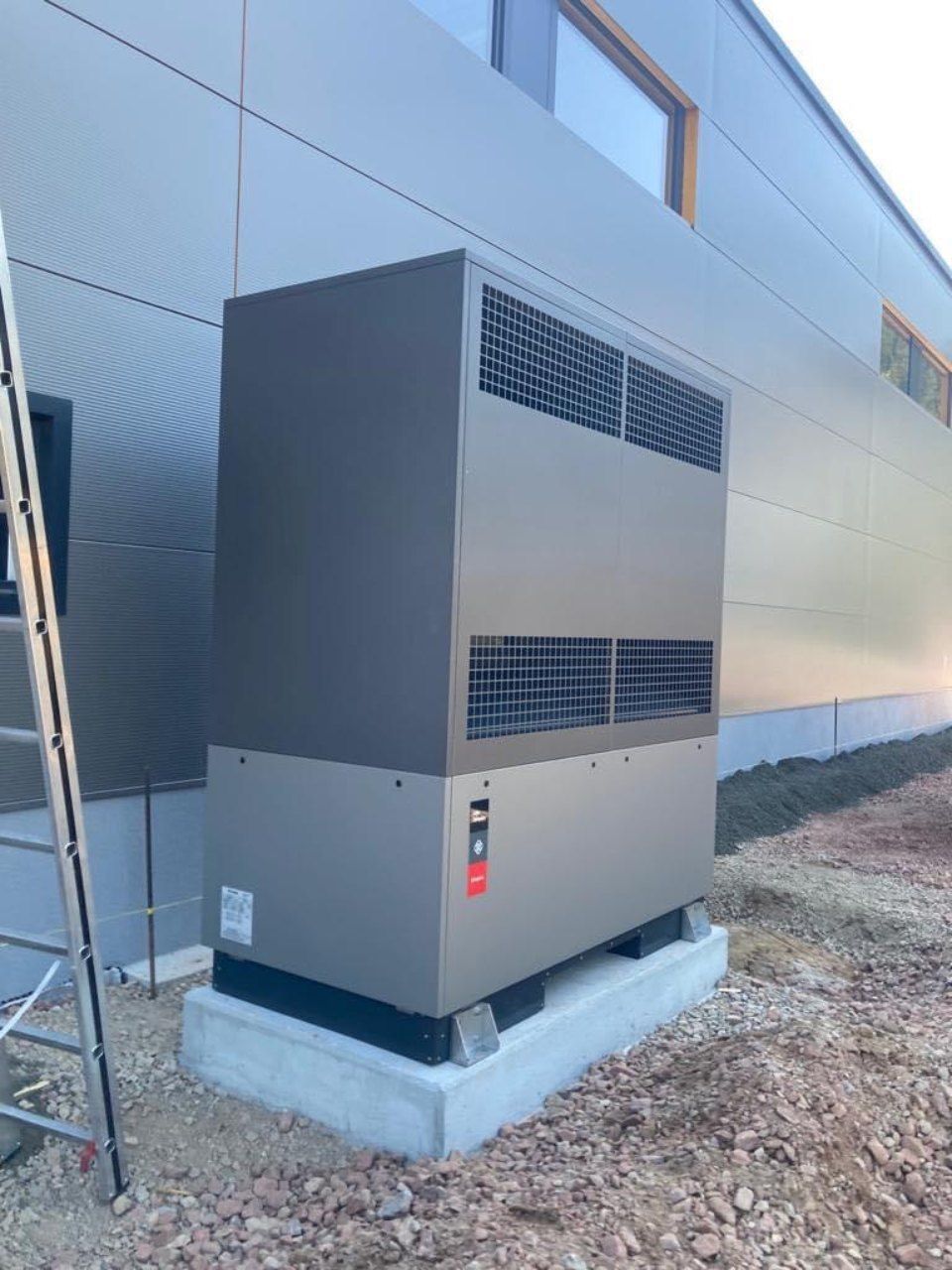 Lüftung von industrieller Heizungsanlage