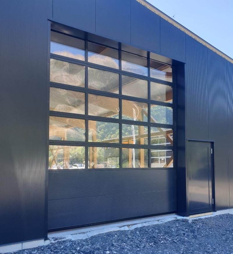 Porte de garage industrielle