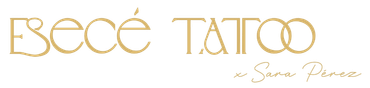 Logotipo dorado de "Esec&eacute; Tattoo" con "by Sara P&eacute;rez" debajo.
