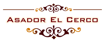 Logotipo de Asador El Cerco en texto rojo con adornos marrones sobre fondo blanco.