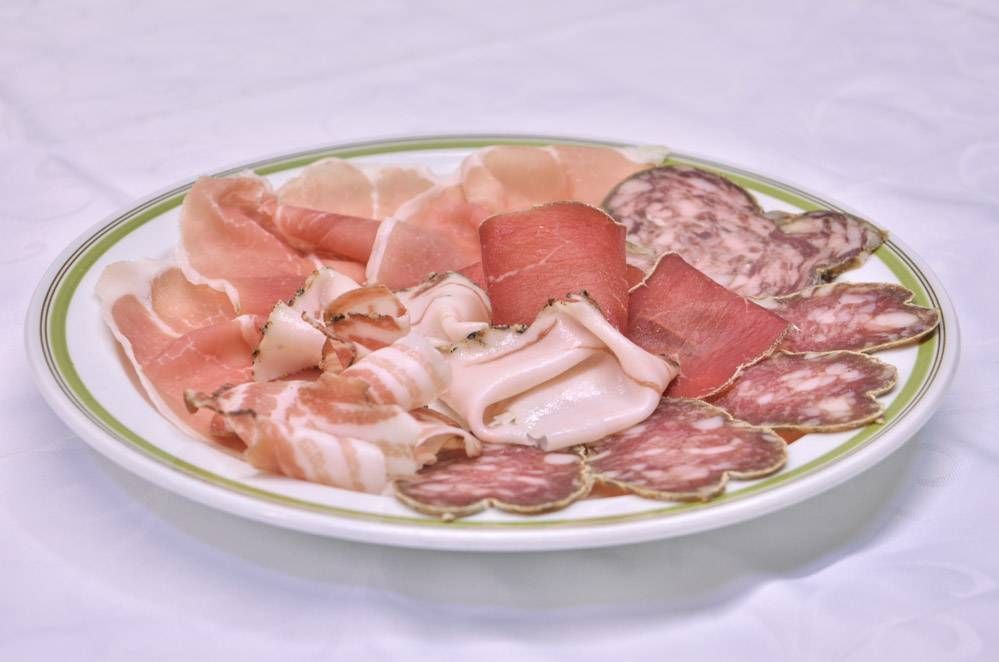 Specialità di carne e salumi tipici - Osteria Da Giacinto