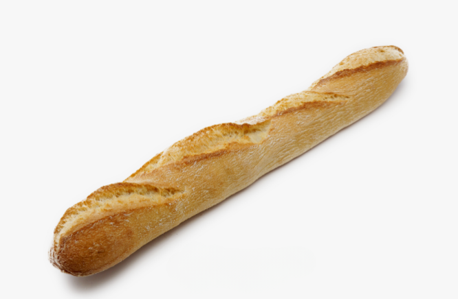 Baguette française, croûte dorée, forme allongée, sur fond blanc.