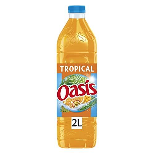 Bouteille de jus Oasis Tropical. Liquide orange, étiquette bleue et orange, format 2 L.