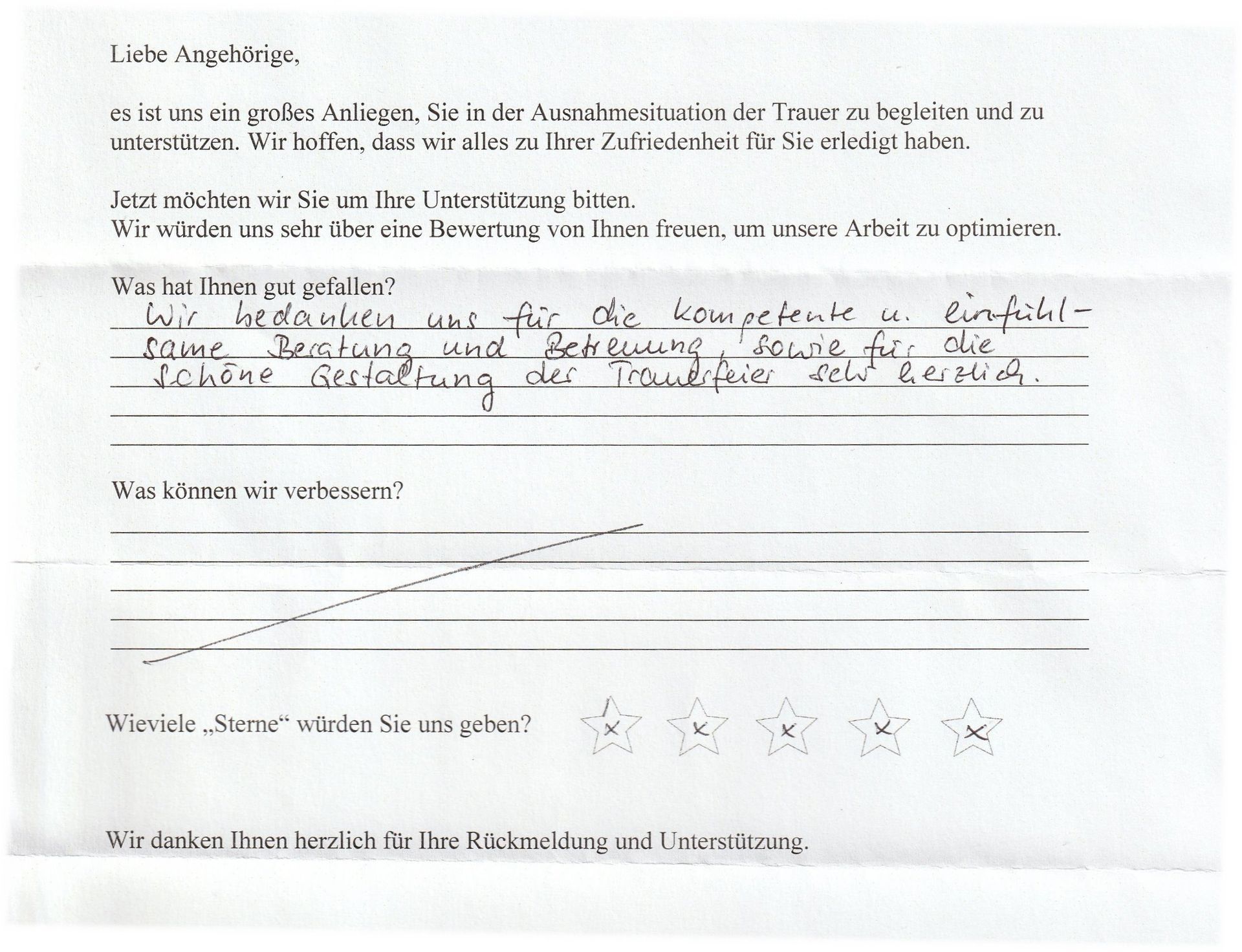 Handschriftliches Feedbackformular mit deutschem Text; lobt Beratung und Abrechnung. Sterne zur Bewertung sind teilweise ausgefüllt.
