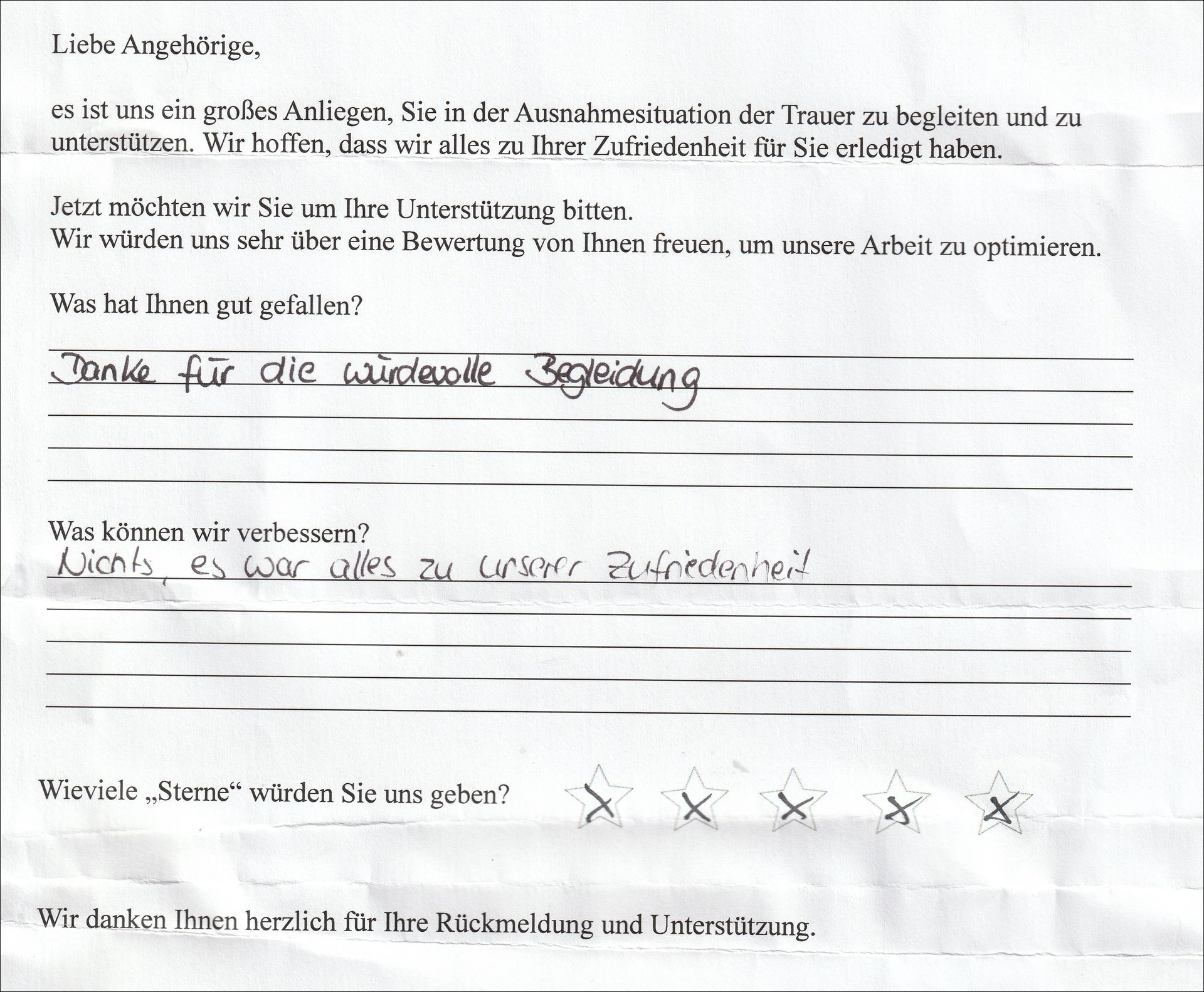 Feedback-Formular. Text bittet um Bewertungen und Kommentare zu einem Service. „Vielen Dank für den wunderbaren Service“ steht da.
