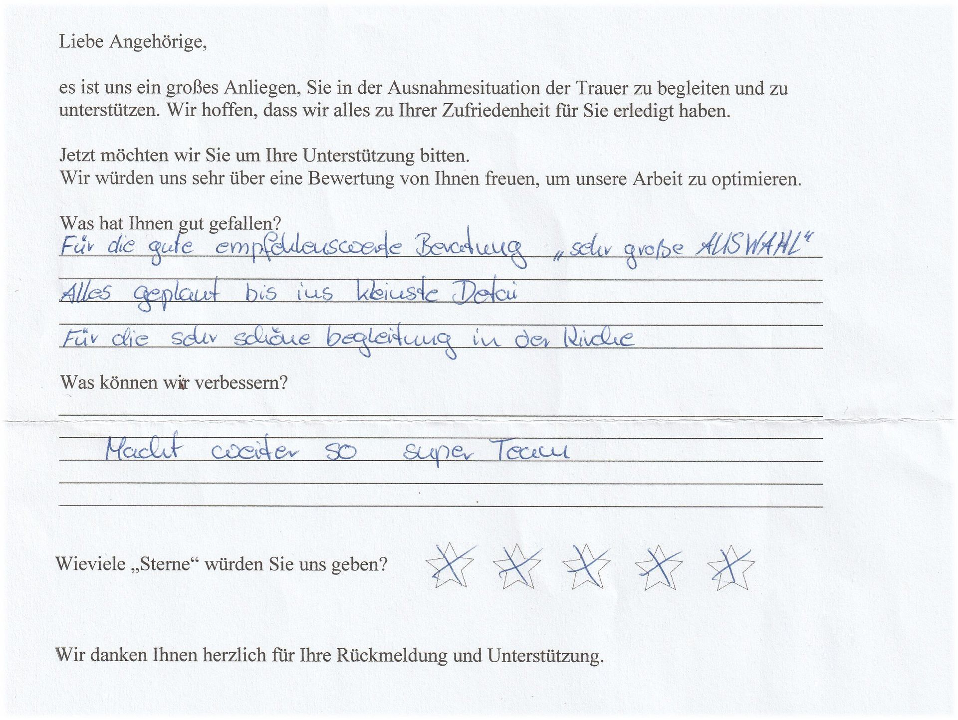 Handschriftliches Dokument mit deutschem Text. Felder für Feedback zum Service und eine Bewertung mit durchgestrichenen Sternen.