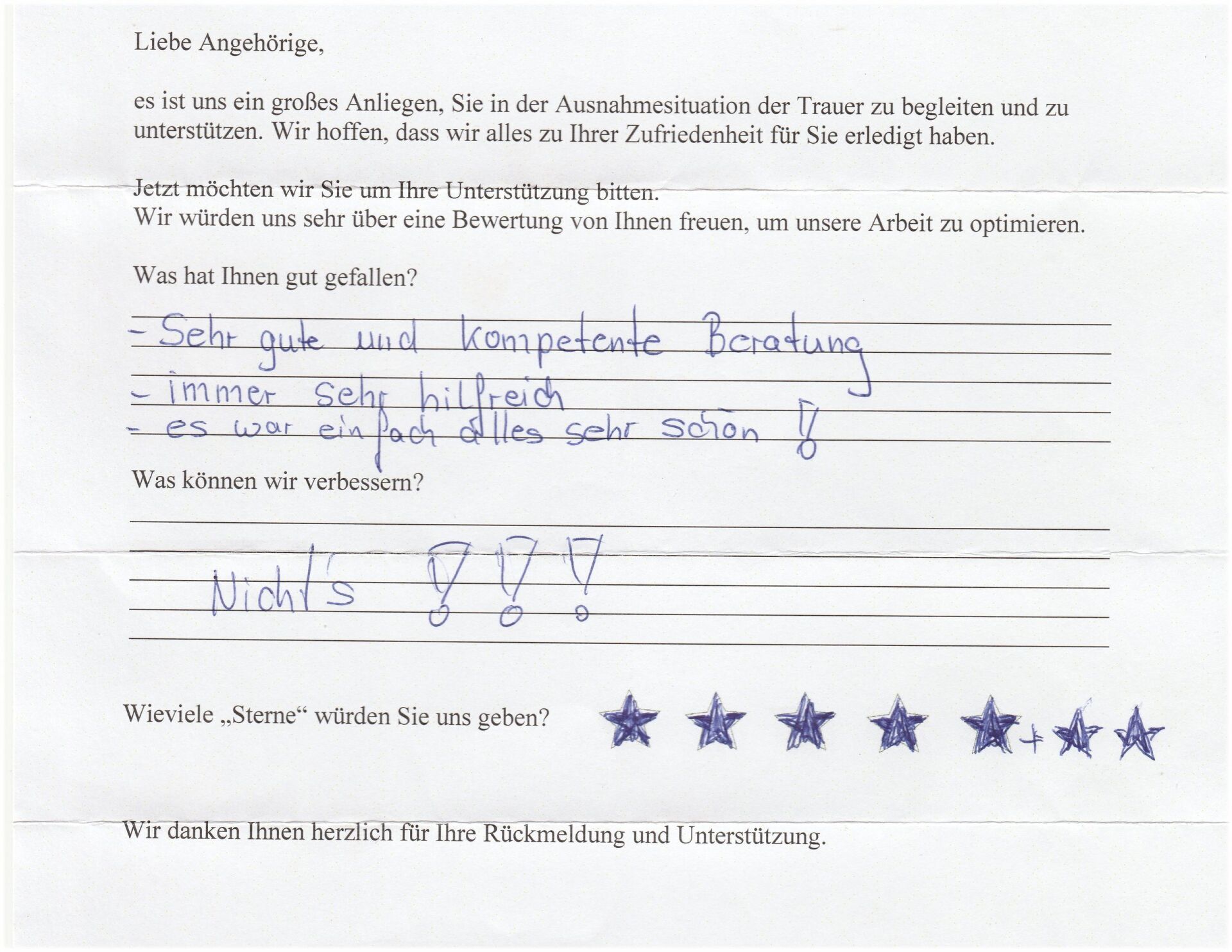 Handschriftlicher Kundenfeedbackbogen in deutscher Sprache mit positiven Kommentaren und einer 5-Sterne-Bewertung.