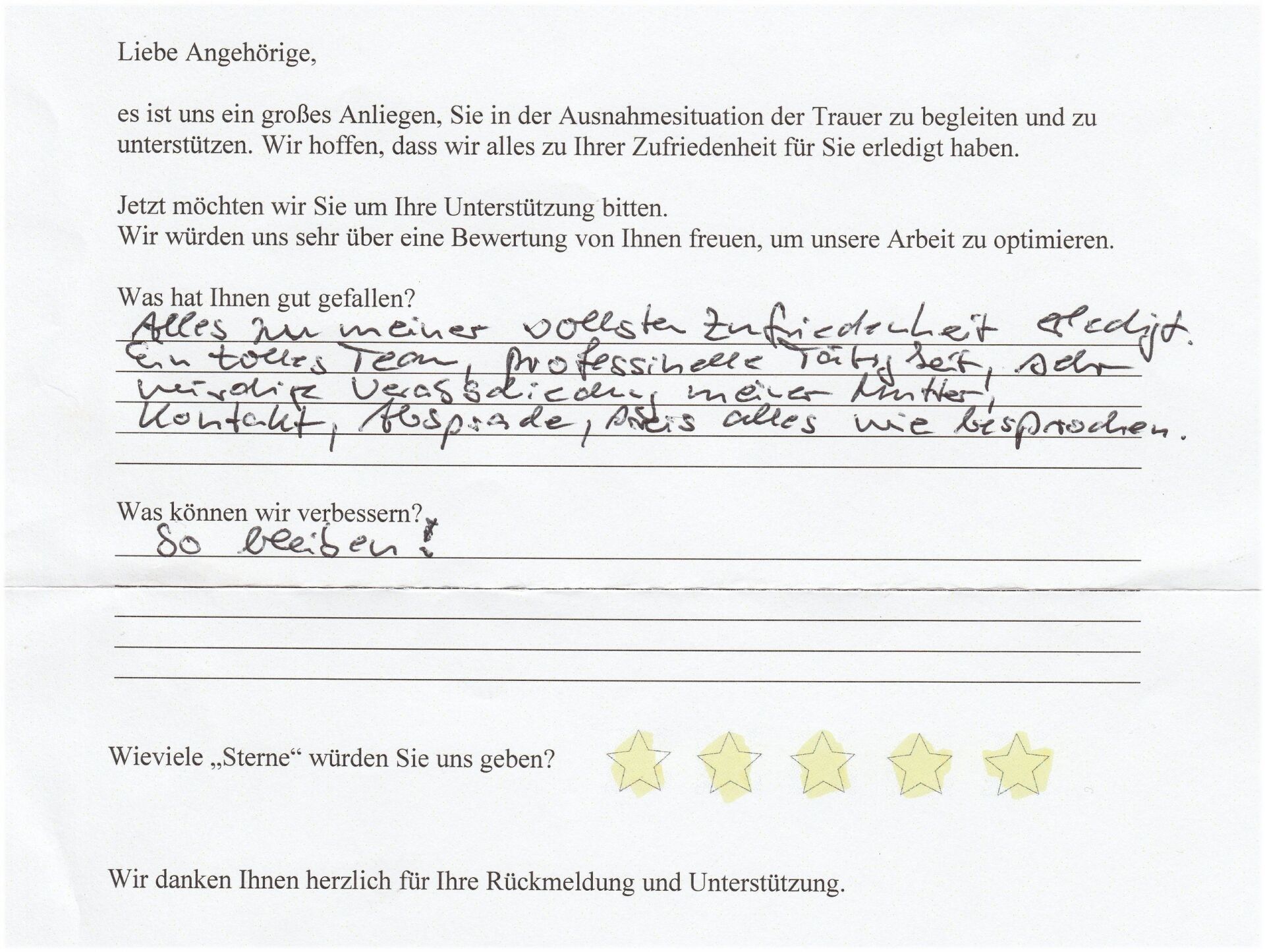 Handschriftliches Feedbackformular mit positiver Bewertung und 5-Sterne-Bewertung.