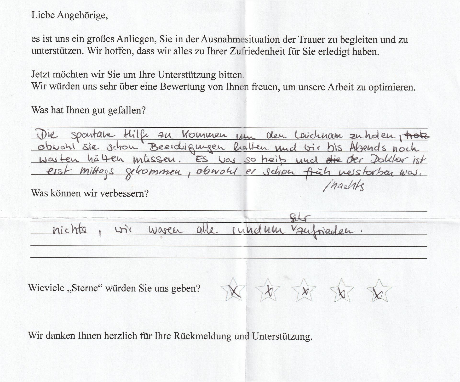 Ein Kundenfeedbackformular in deutscher Sprache, ausgefüllt mit handschriftlichem Text und Sternebewertungen.