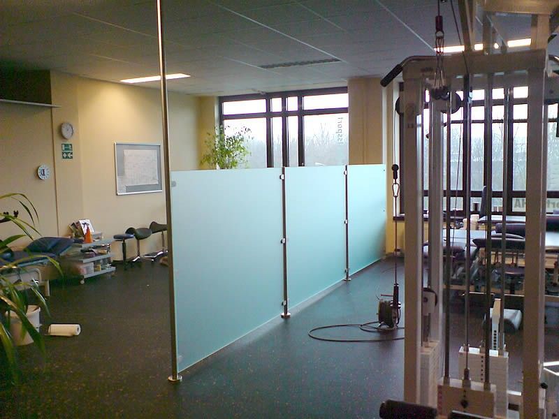 Glastrennwand im Wohnzimmer