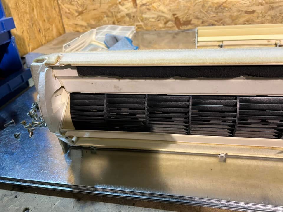 Γενική συντήρηση απολύμανση κλιματιστικού