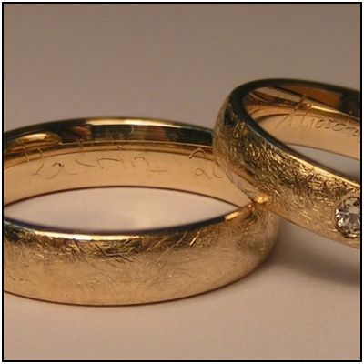Trauring gravieren