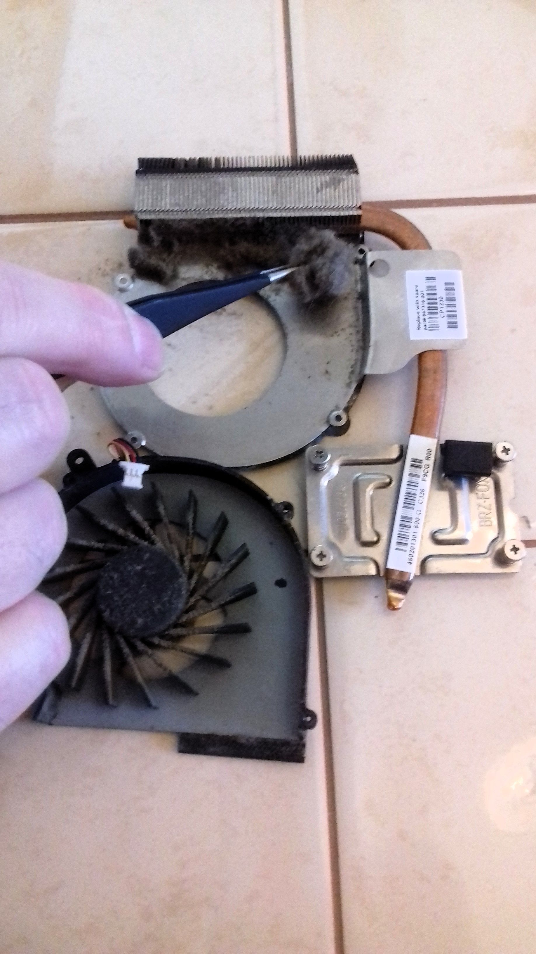 Dépoussiérage d'un ordinateur portable