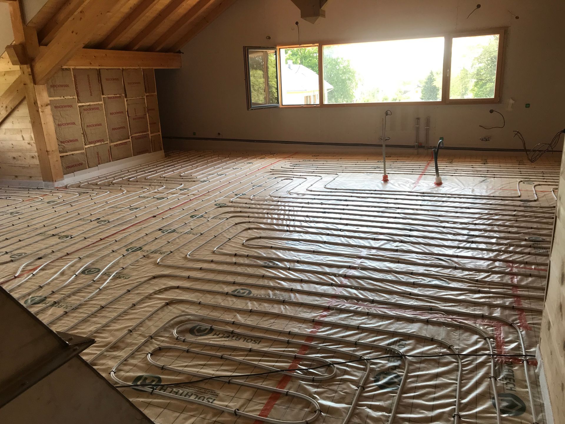 Plancher chauffant installé dans les combles.