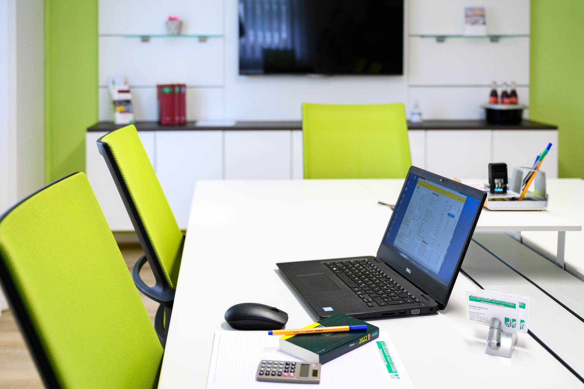 Bild Besprechung mit Notizblöcken